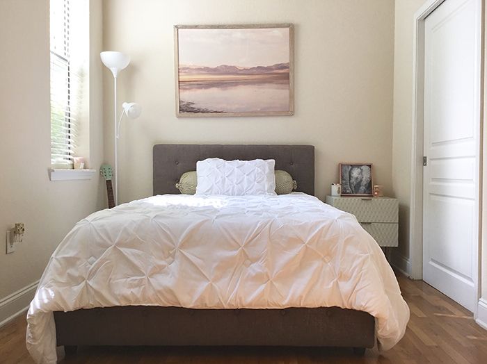 bed-post-gateway-charlotte-uptown-apartment