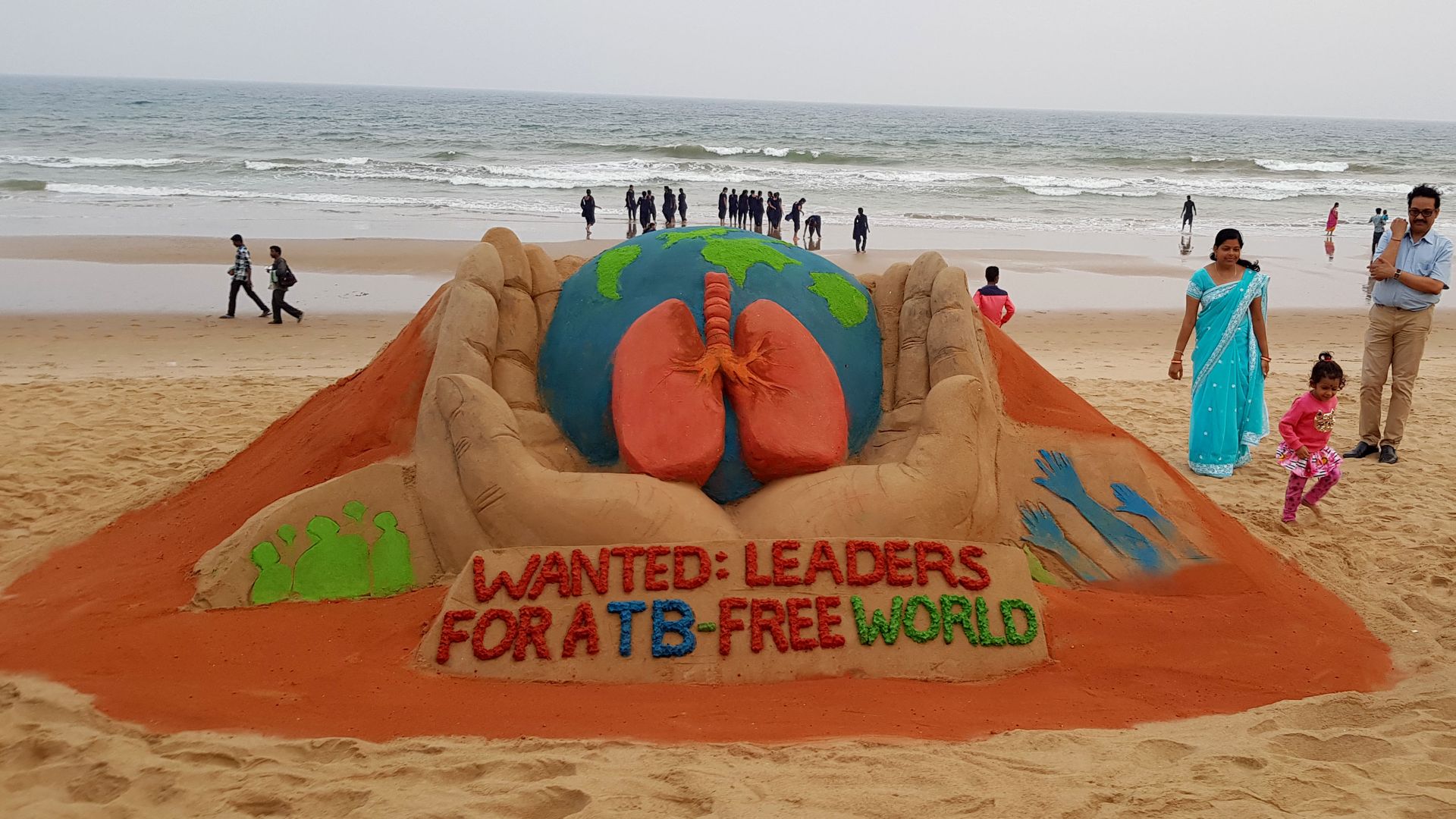 Photo of sand sculpture in India urging leaders to create a TB-free world