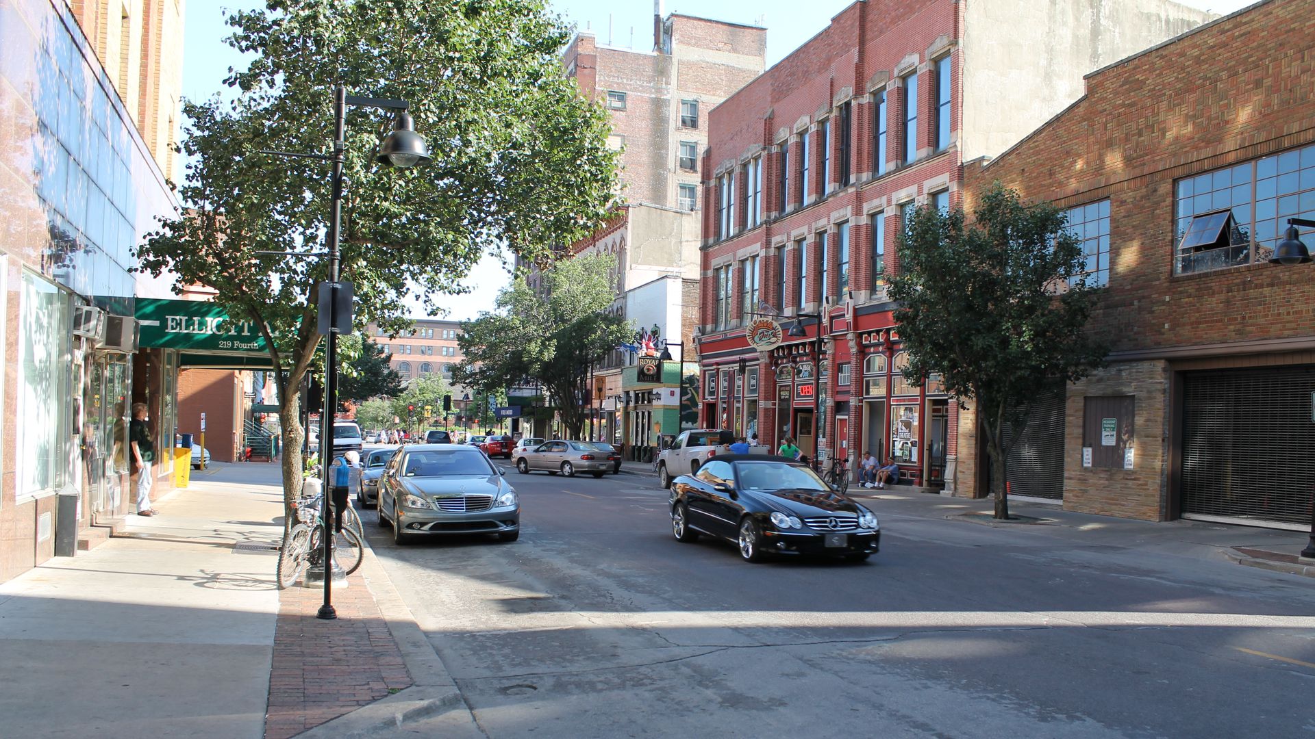 4th Street