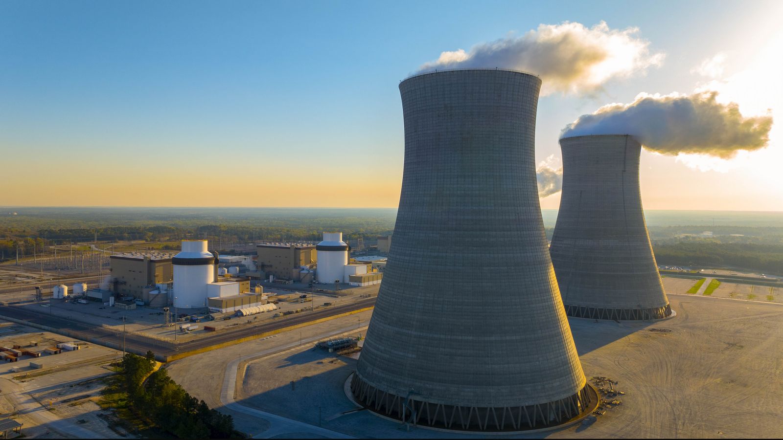 Plant Vogtle's second new reactor starts sending electricity to ...