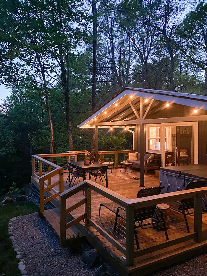 Airnbnb mountain house outdoor patio