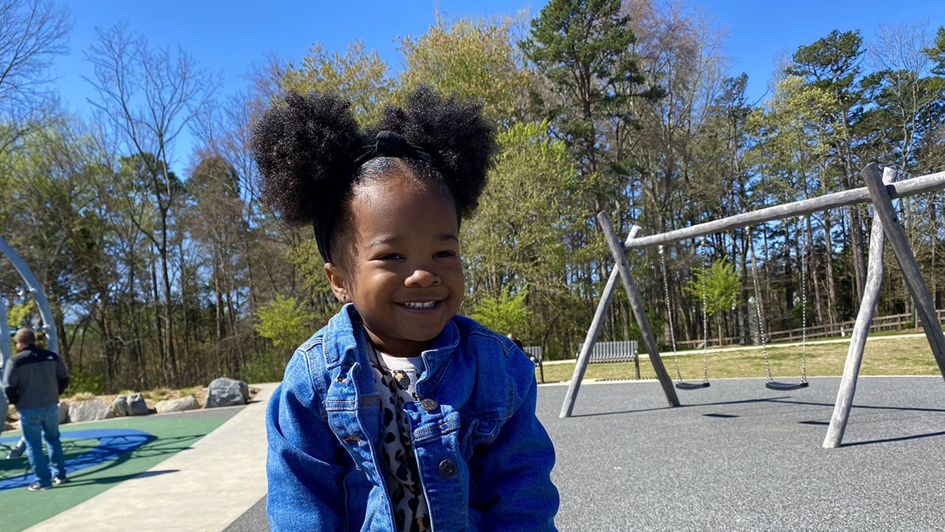 CamiFroBabe, hair love, TikTok, Camille Louis, Colette Louis, Pete Louis, QC Booths, QC Lights