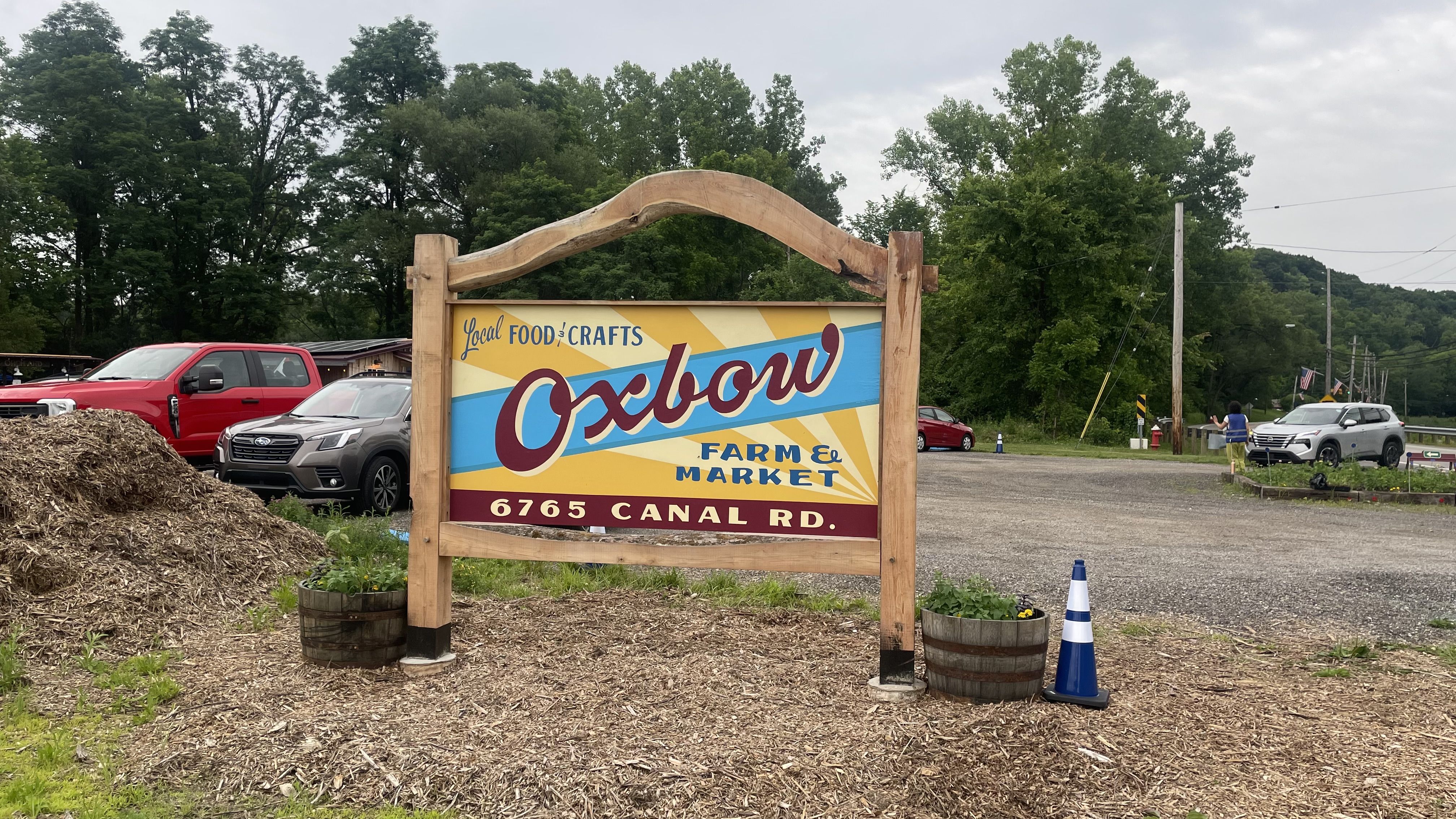 axios.com - Sam Allard - Oxbow Farm 'Final Fridays' is fun for the whole family