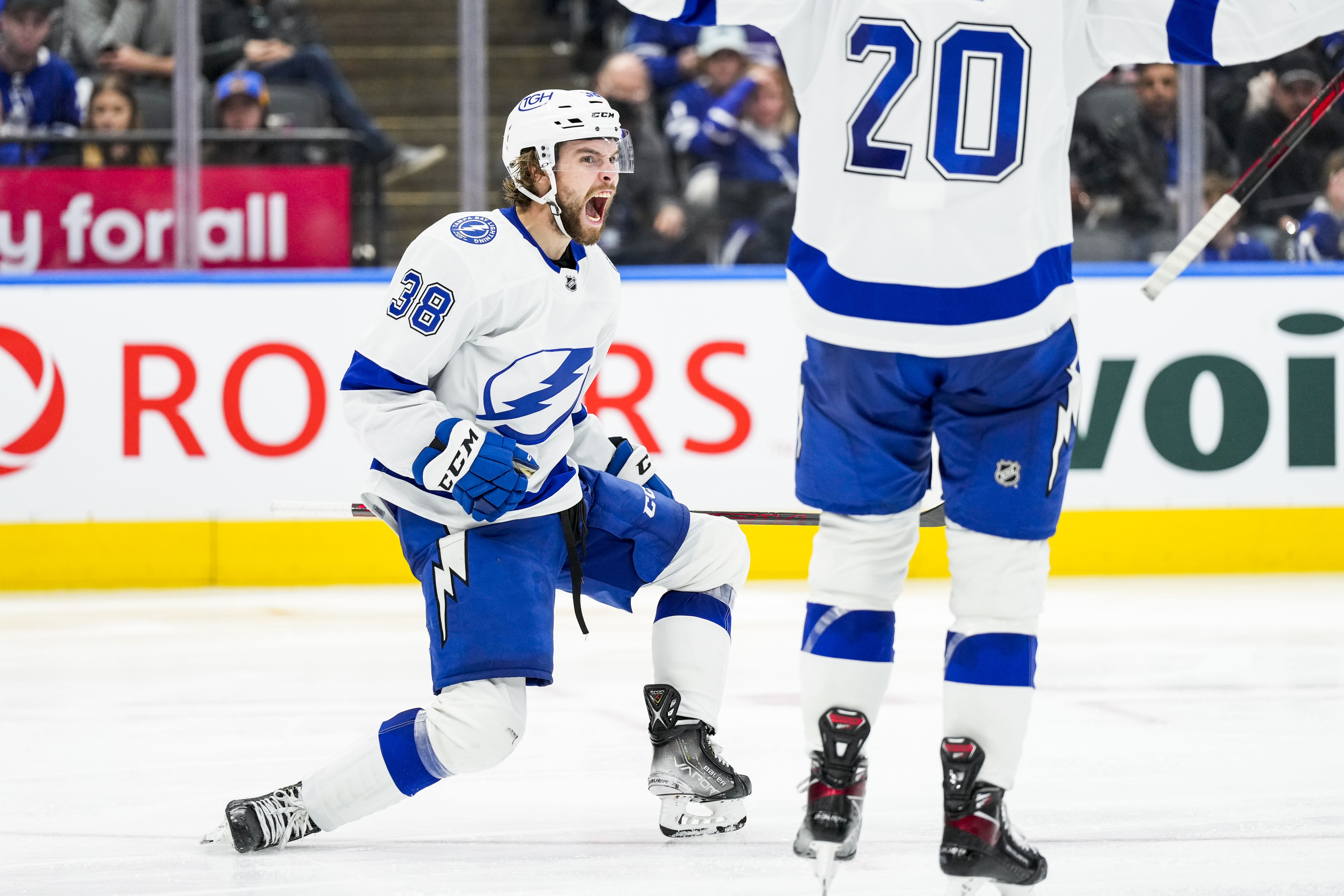 tampa bay lightning celebrate