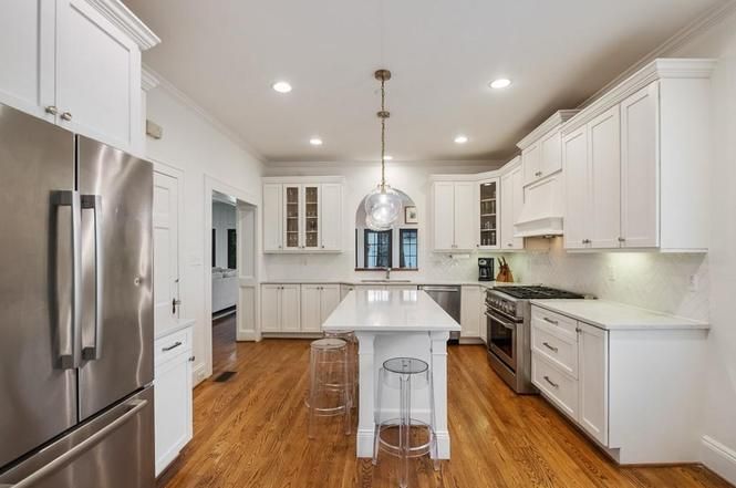 2114 Norton Rd kitchen