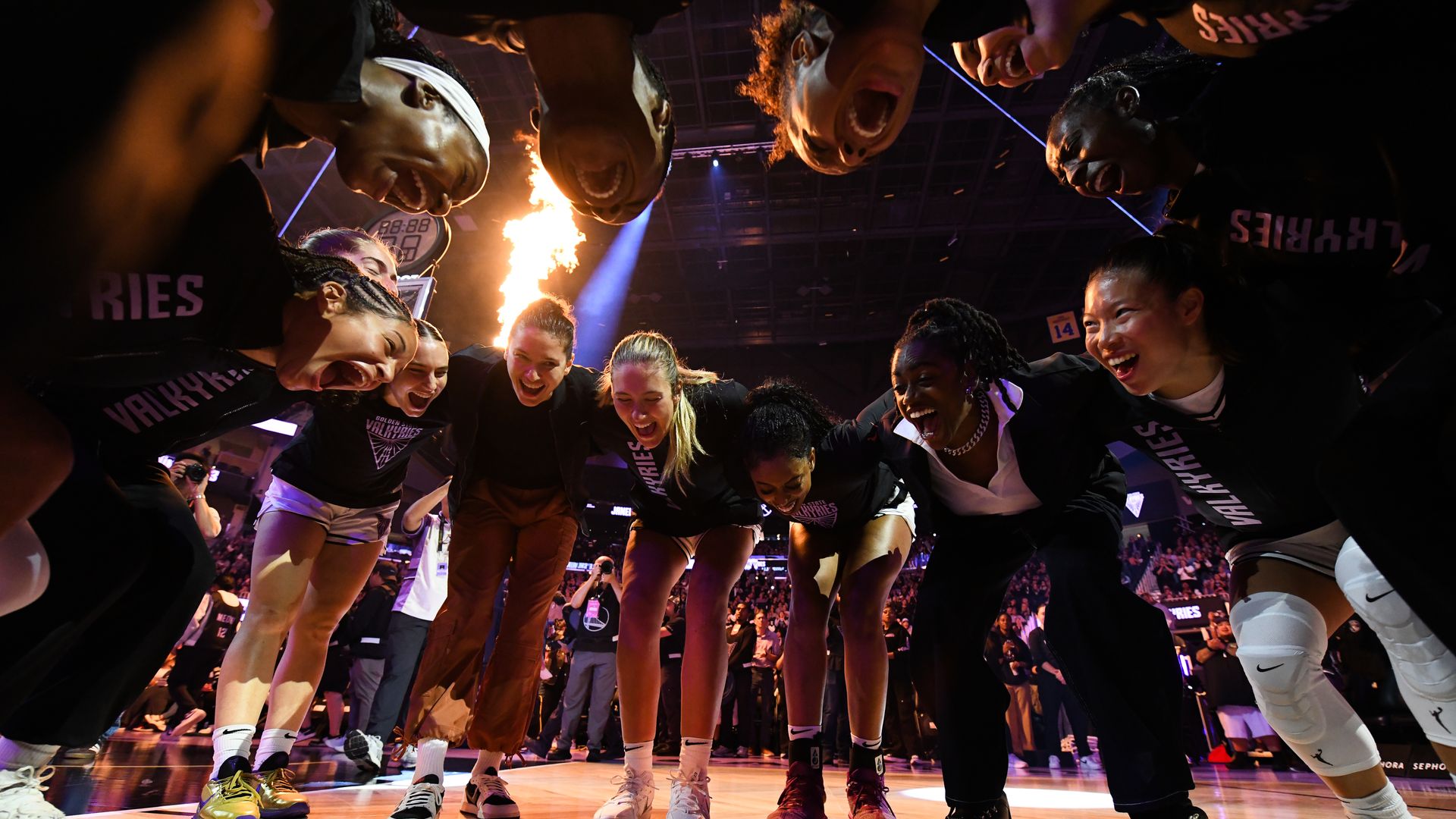 Photo of Valkyries players in a huddle