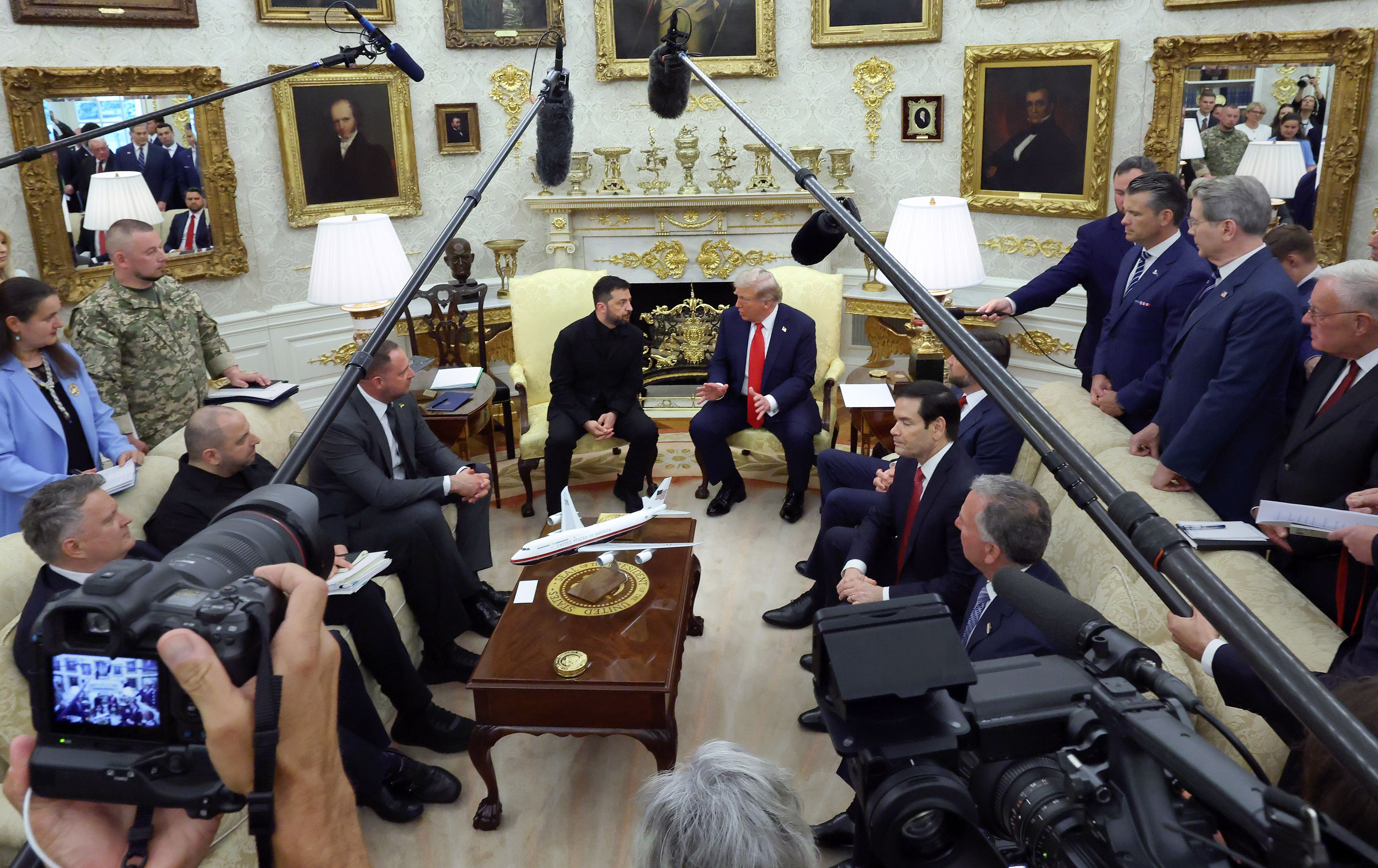 U.S. President Donald Trump meets with Ukrainian President Volodymyr Zelensky in the Oval Office at the White House on August 18, 2025 in Washington, D.C.
