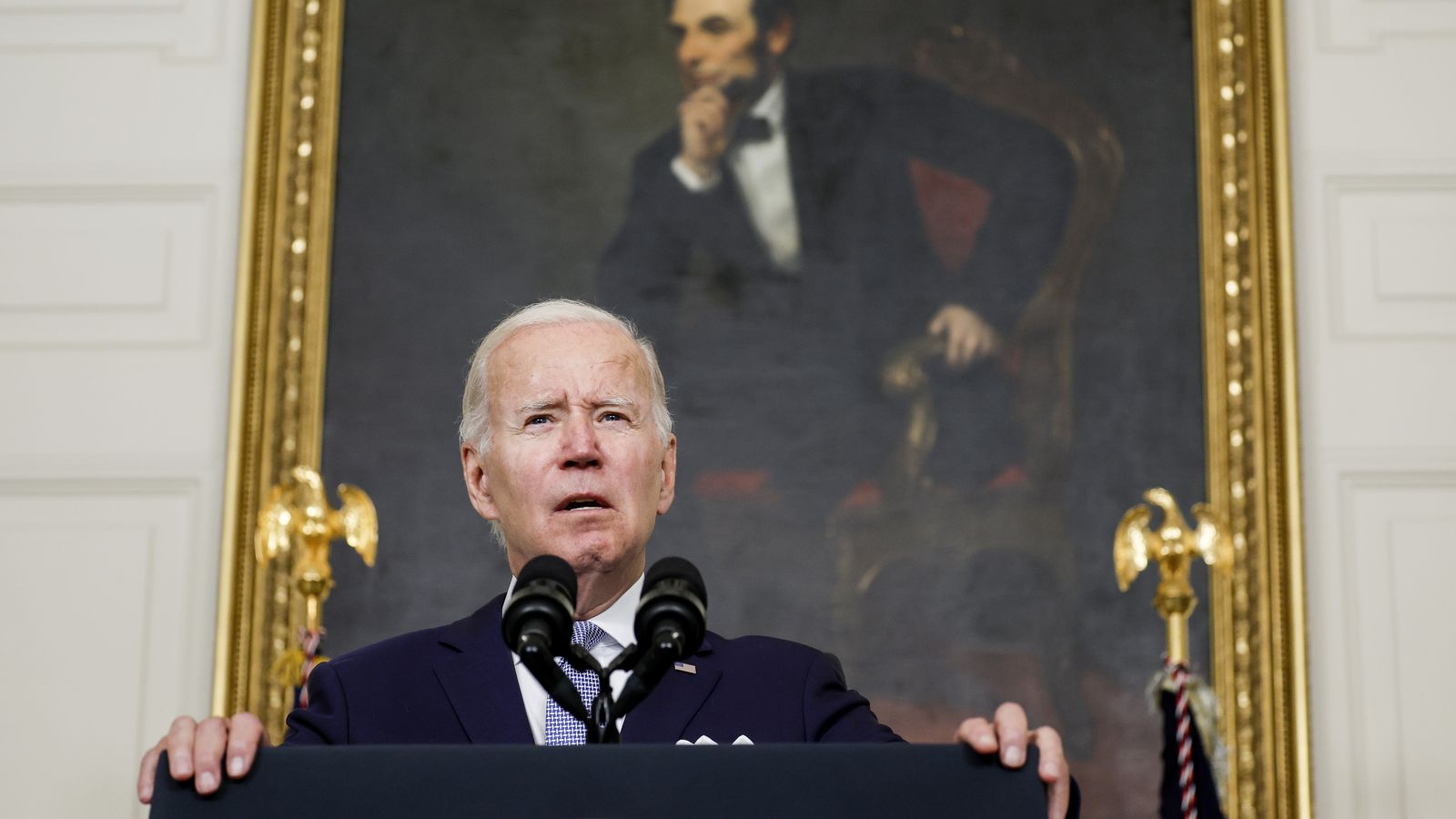 Biden issues exec order to protect abortion access