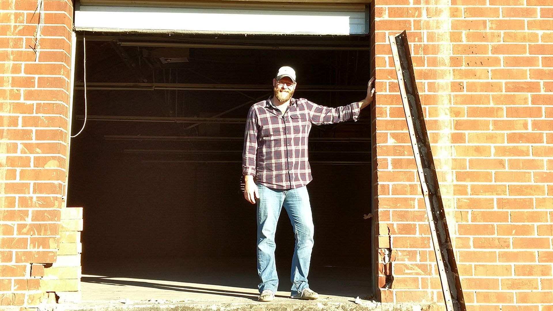 devine-barrel-ben-dolphens