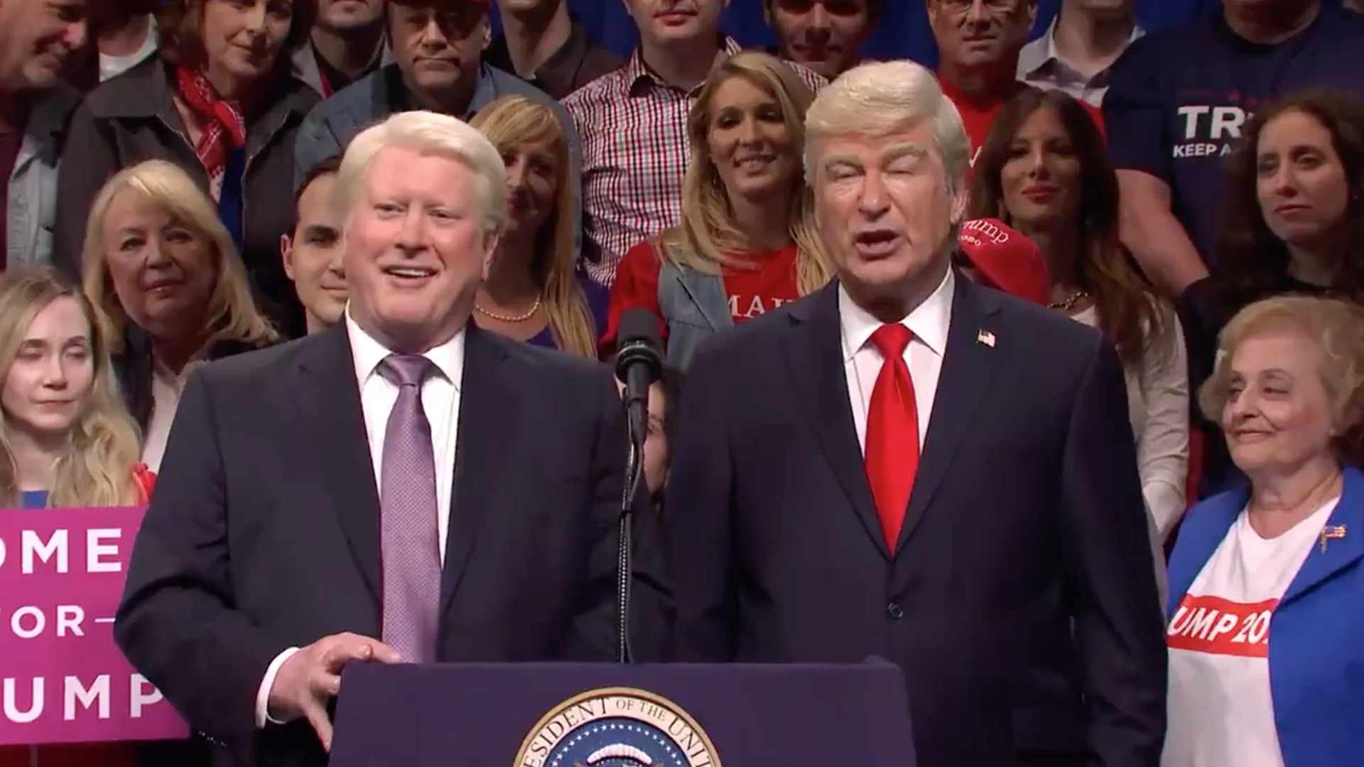 A screenshot of Darrell Hammond and Alec Baldwin on "SNL" as former President Bill Clinton and President Trump, respectively.