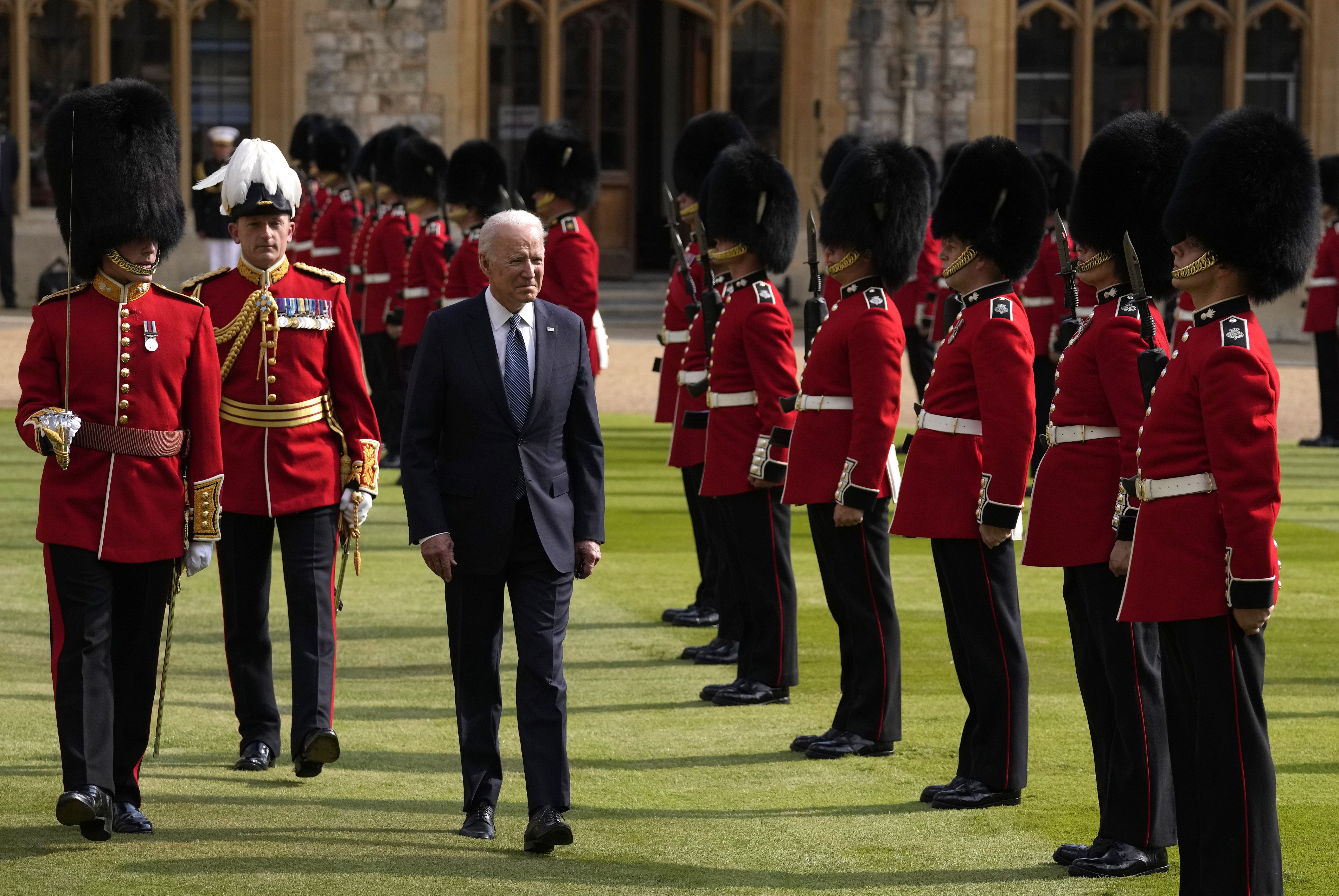 Biden and Queen's Guards