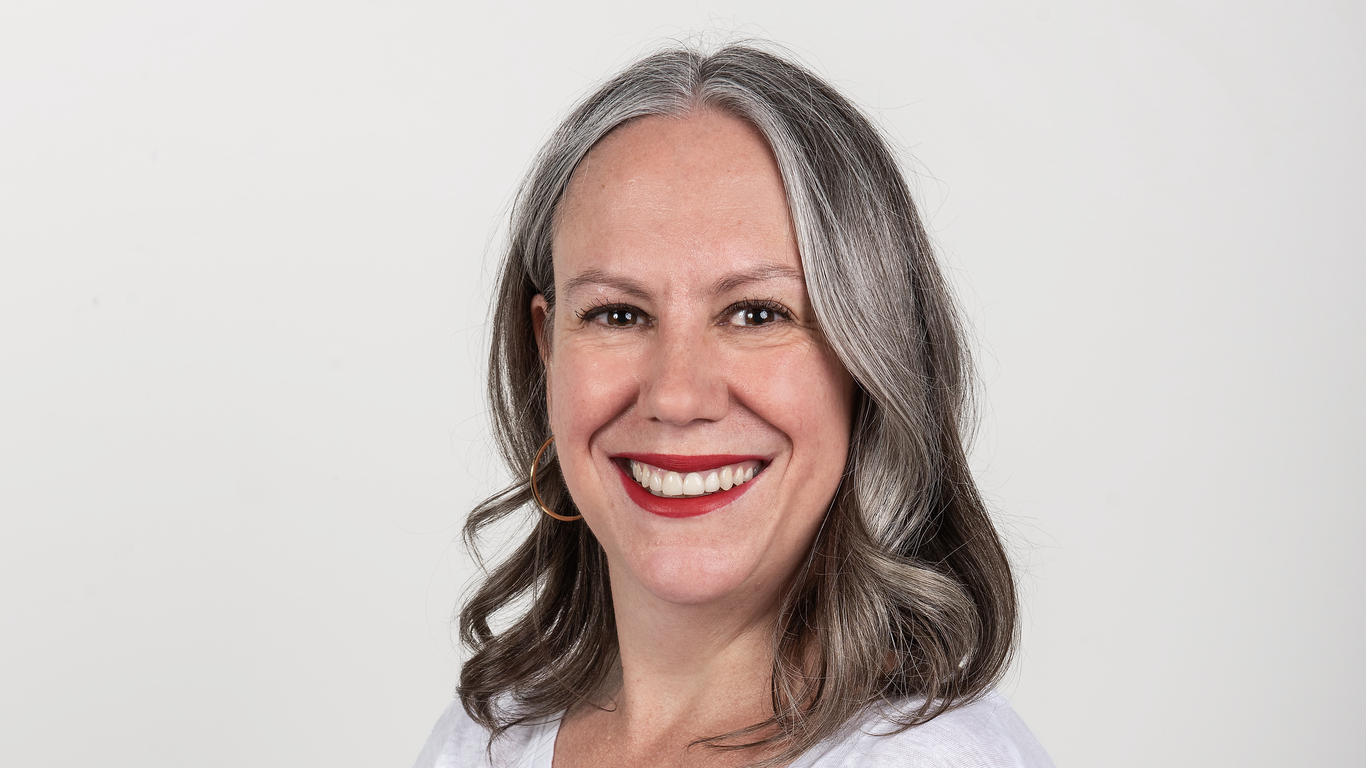 axios.com - Sara Fischer - Exclusive: Slate names top editor Hillary Frey CEO