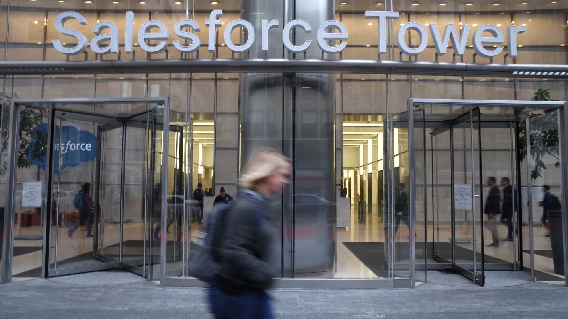 Worker outside the Salesforce Tower in San Francisco