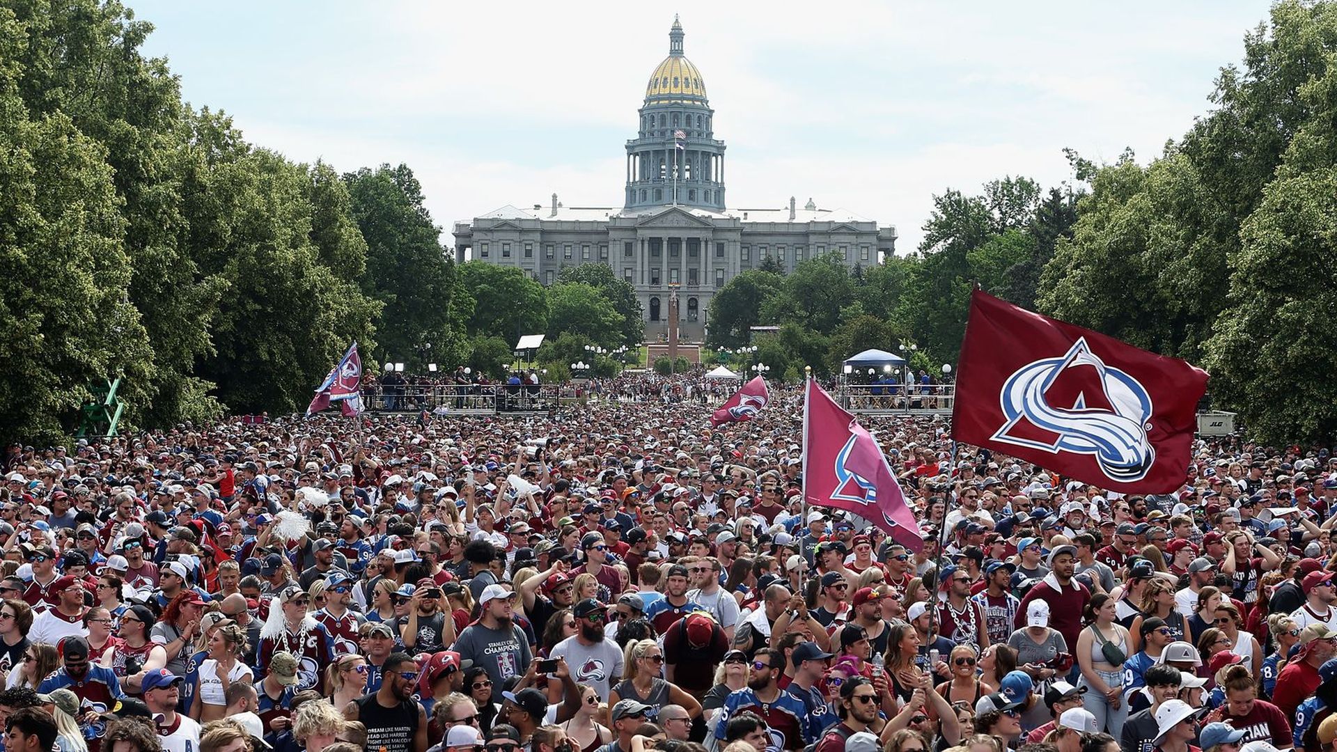 The Avalanche victory parade at Civic Center Park on Thursday.