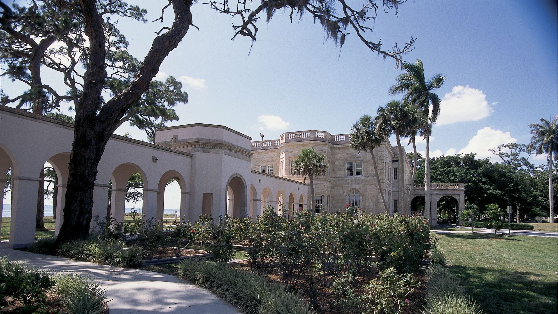 "New College of Florida," Sarasota, Florida. (Photo by Independent Picture Service/Universal Images Group via Getty Images)