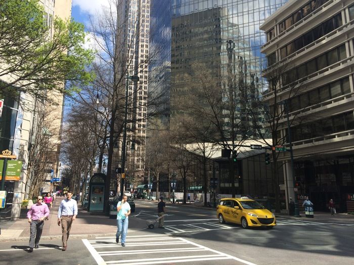 uptown_crosswalk_and_taxi