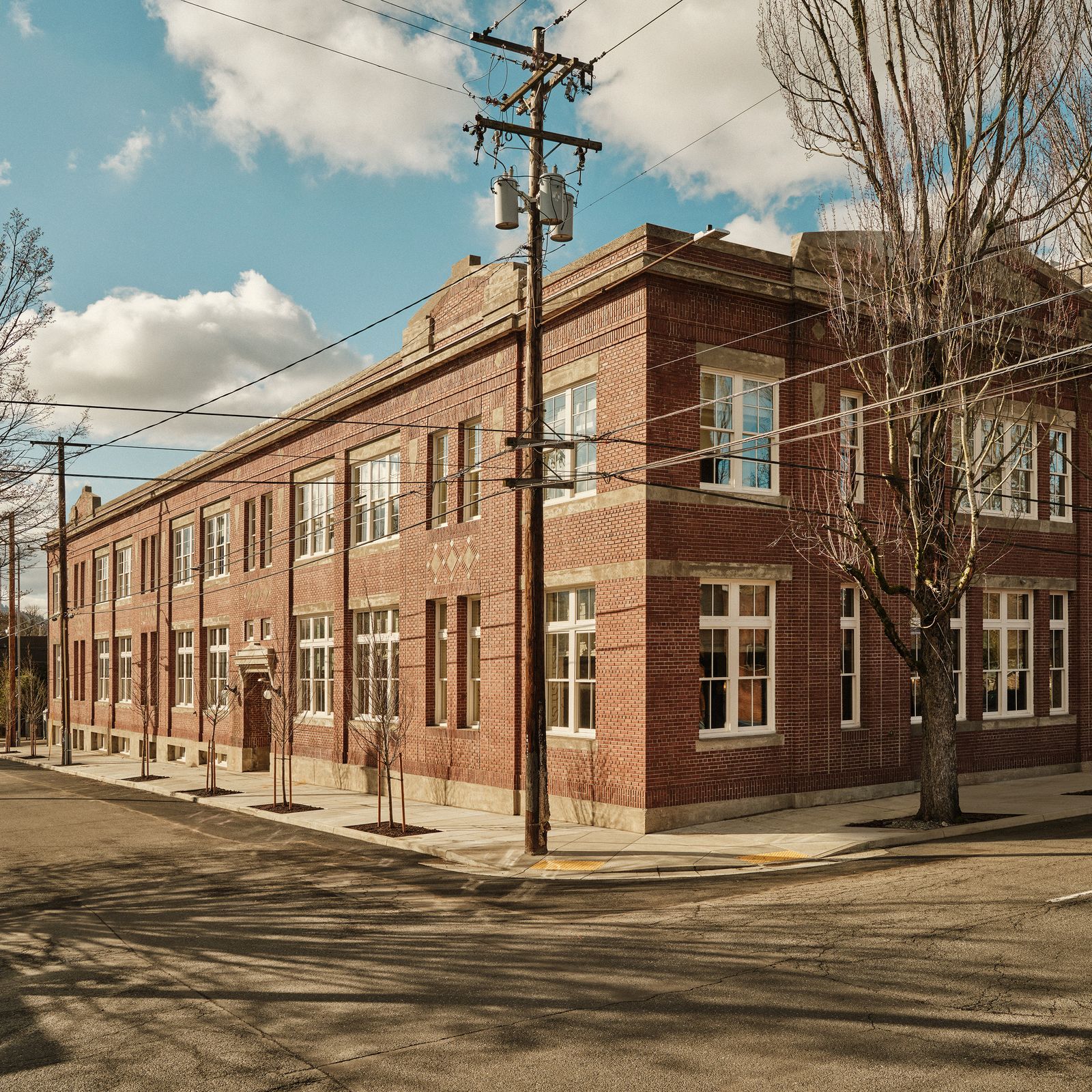 Check In/Check Out: Soho Warehouse in Downtown Los Angeles | C Magazine®, image size:1600x1600
