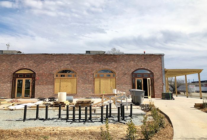 heist-brewery-beer-garden