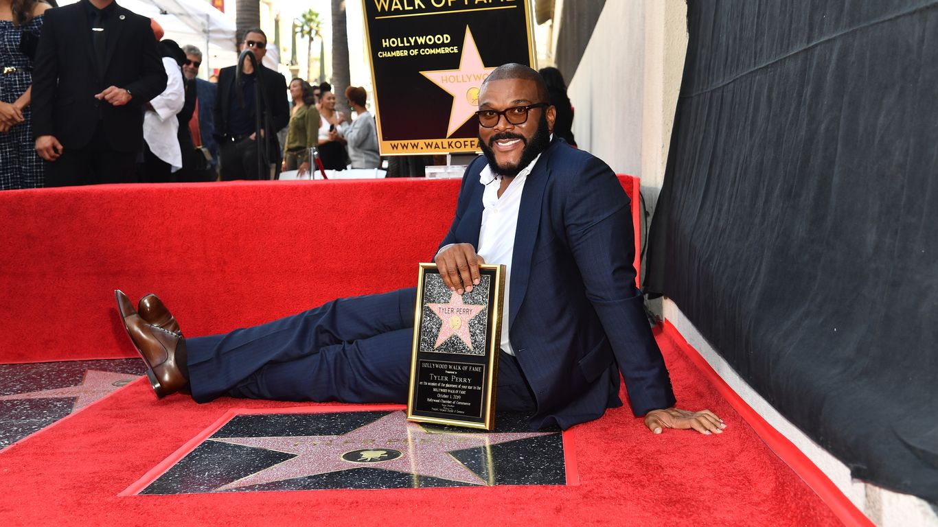 New Orleans to debut fleur-de-lis version of Hollywood Walk of Fame