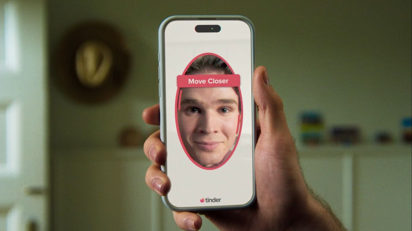 Tinder Pilots Mandatory Facial Recognition in California