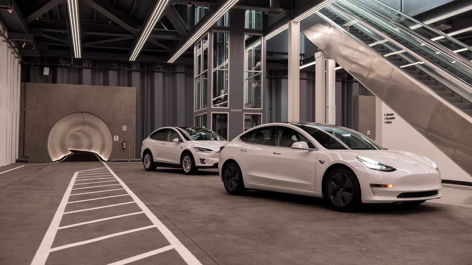 Image of a Boring tunnel station under the Las Vegas Convention Center