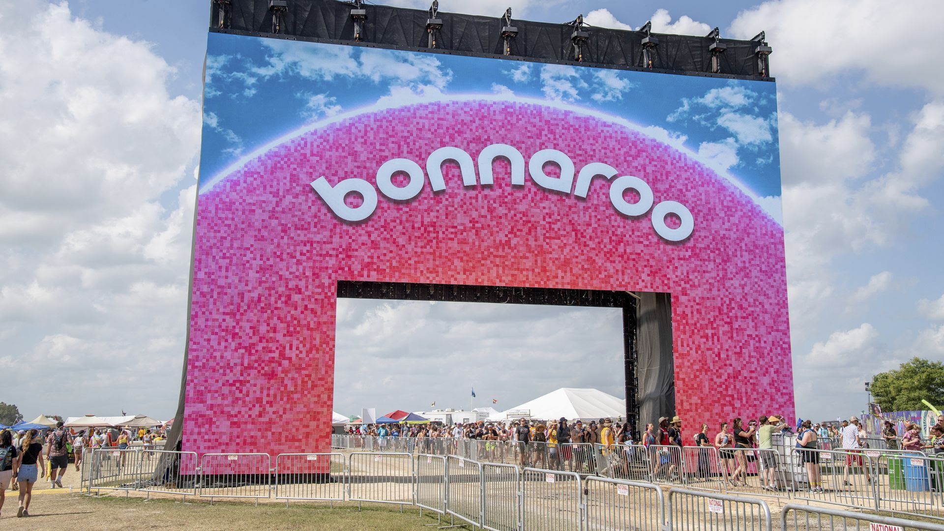 A sign for Bonnaroo.
