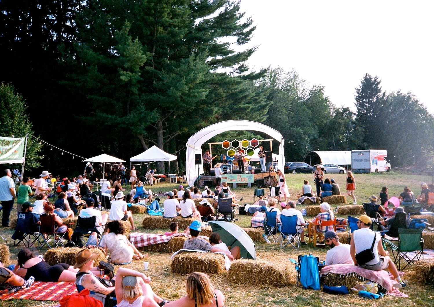 Weekend Getaway: Avrom Farm Party in Wisconsin