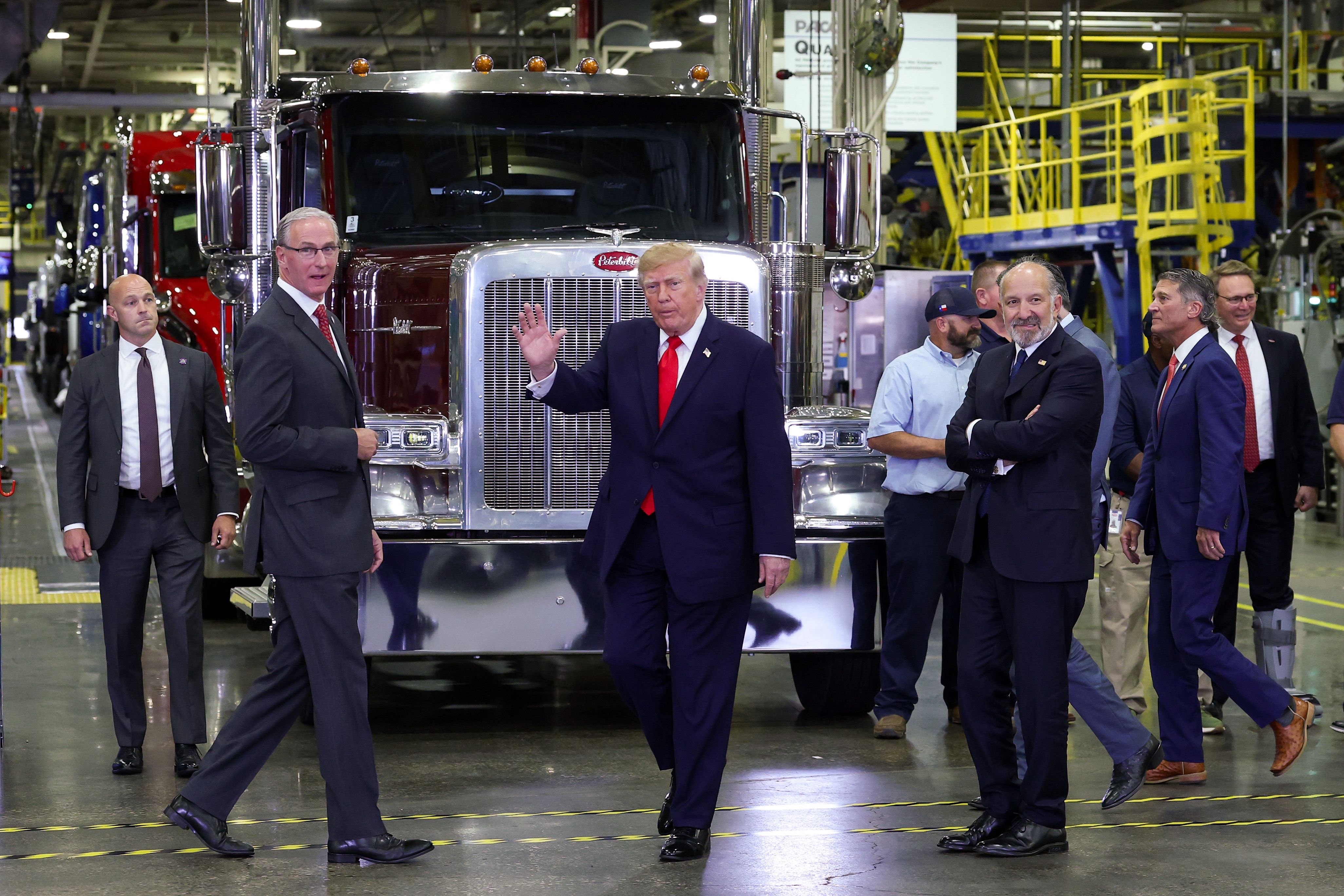 Trump praises trucks, tariffs and Paxton during Denton visit