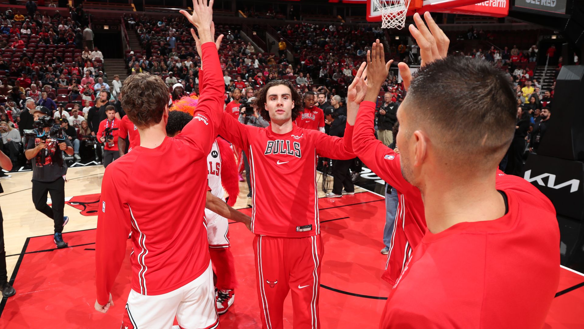 The Chicago Bulls hope to defy low expectations as NBA season tips off -  Axios Chicago