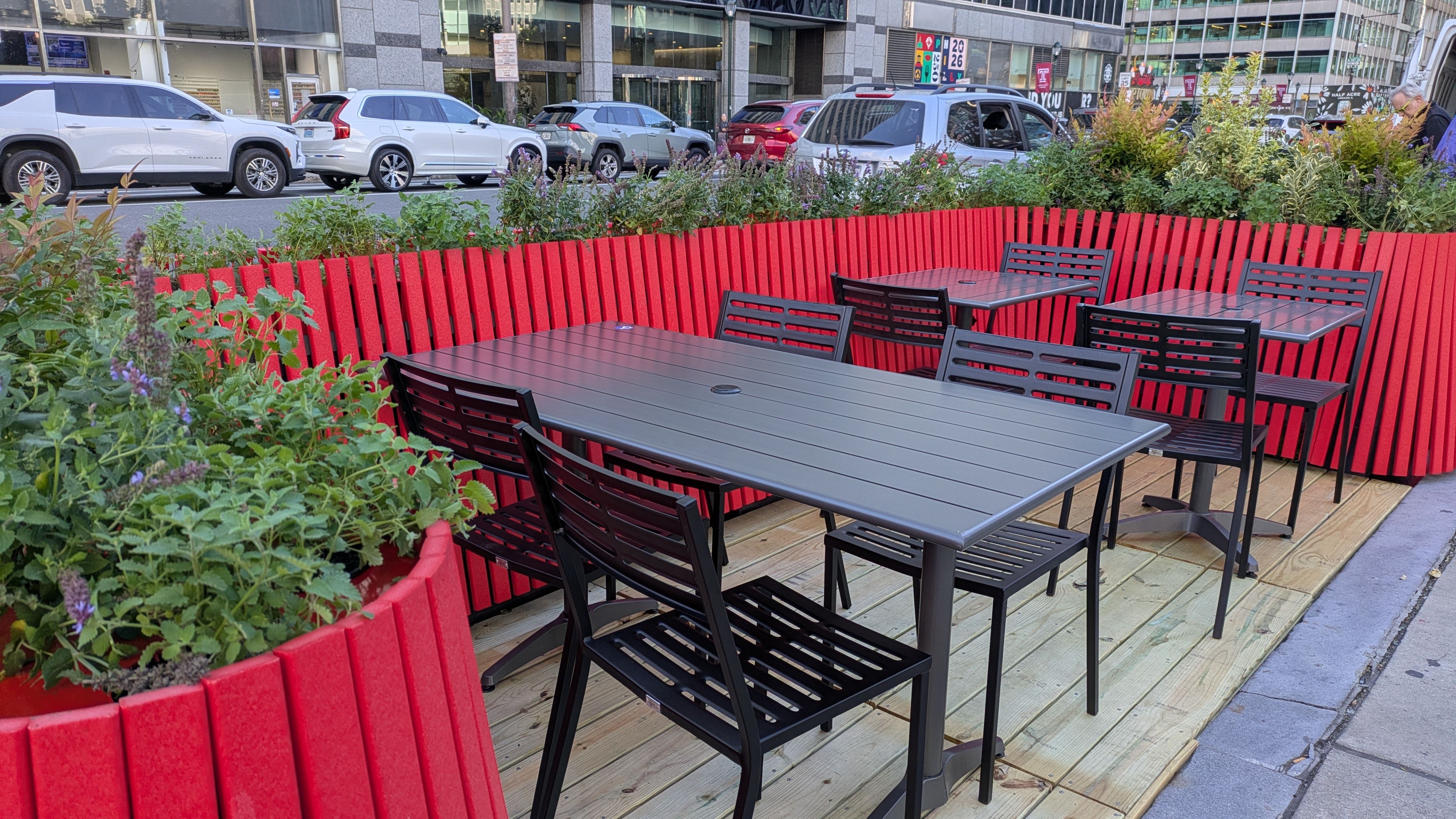 axios.com - Mike D'Onofrio - New streetery designs could boost Philadelphia's outdoor dining scene