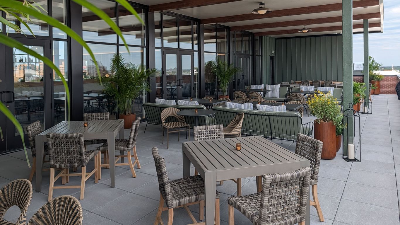 Topa opens rooftop bar in Brush Park