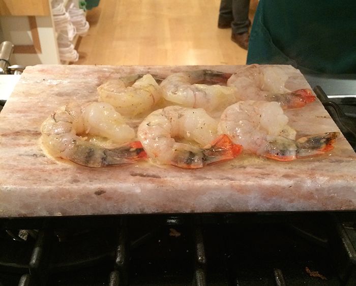 cooking-shrimp-on-salt-plate