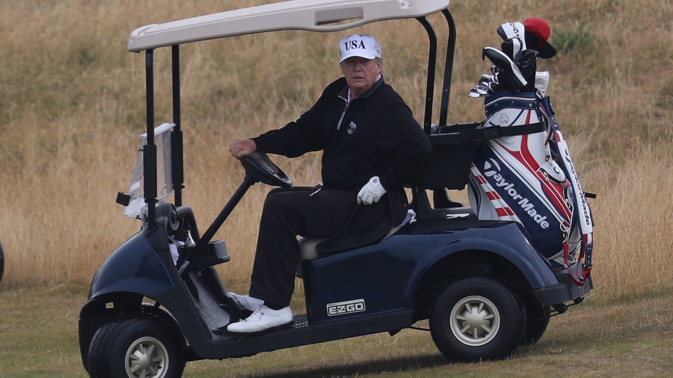 How many days did President Trump golf in 2019