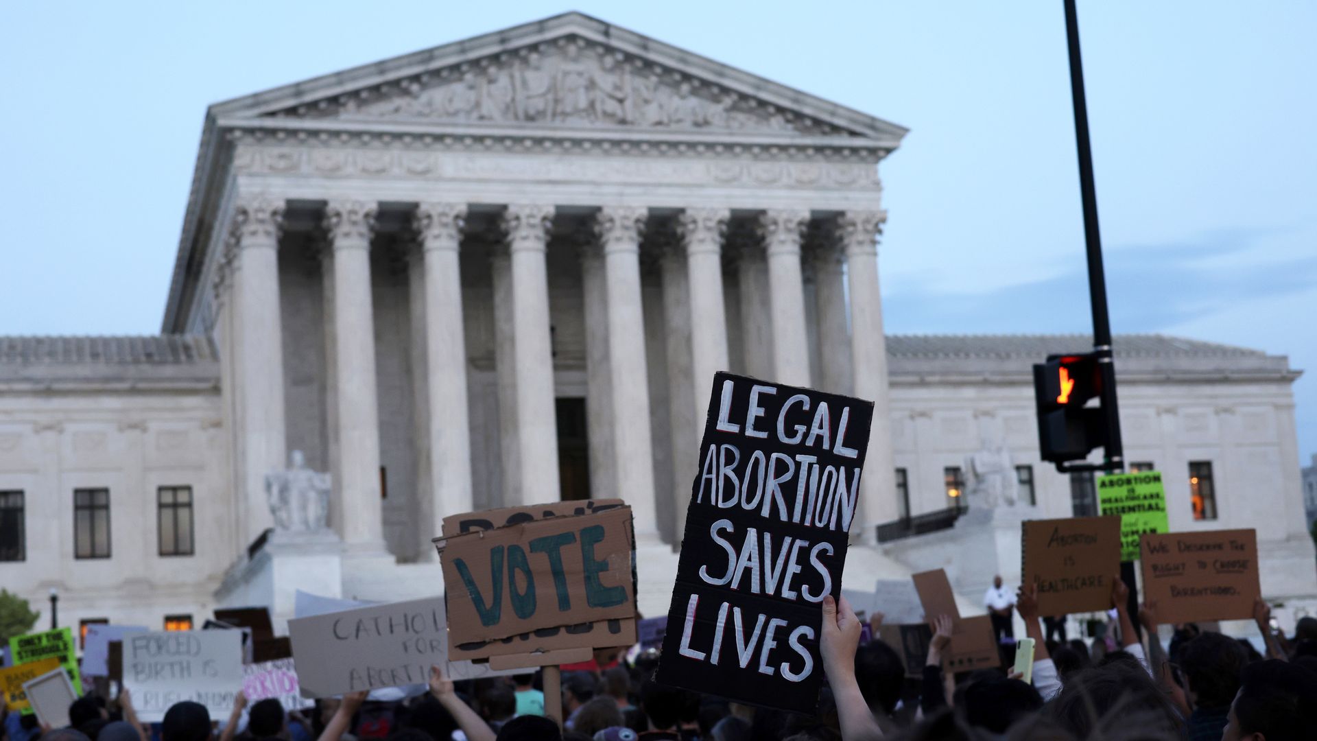 SCOTUS Asks Maryland Officials To Stop Protests Outside Justices’ Homes ...