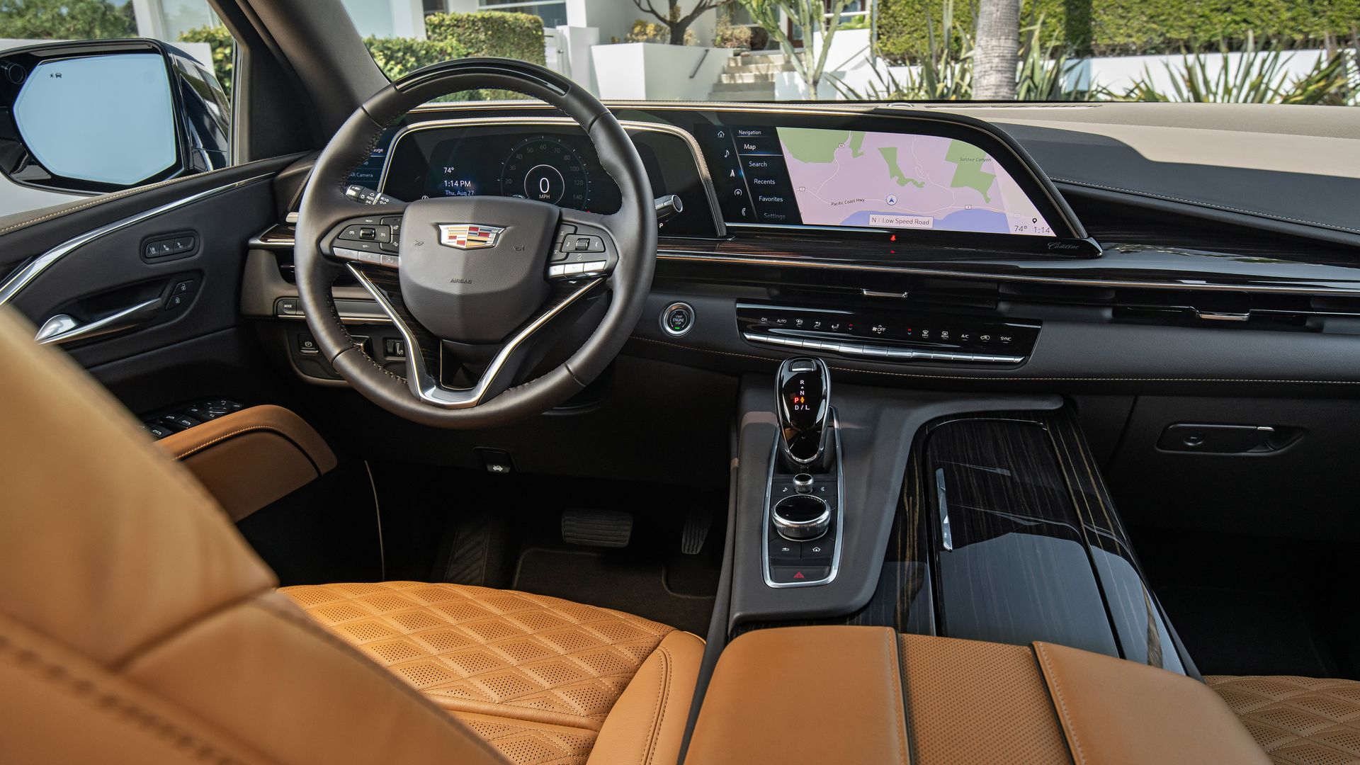 Image of 2021 Cadillac Escalade's 38-inch curved OLED dashboard display