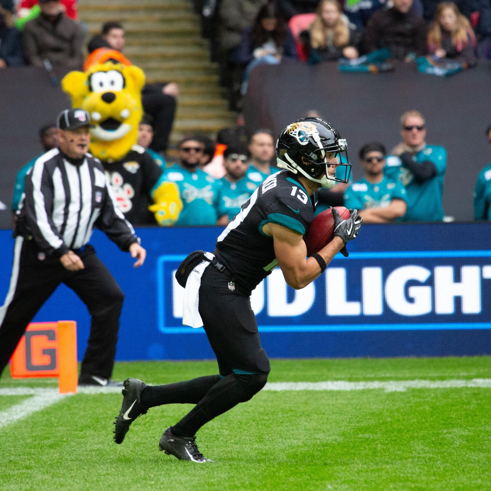 Jaguars to play back-to-back games in London - The Boston Globe