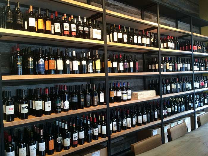 wine-selection-at-foxcroft-wine-co-charlotte