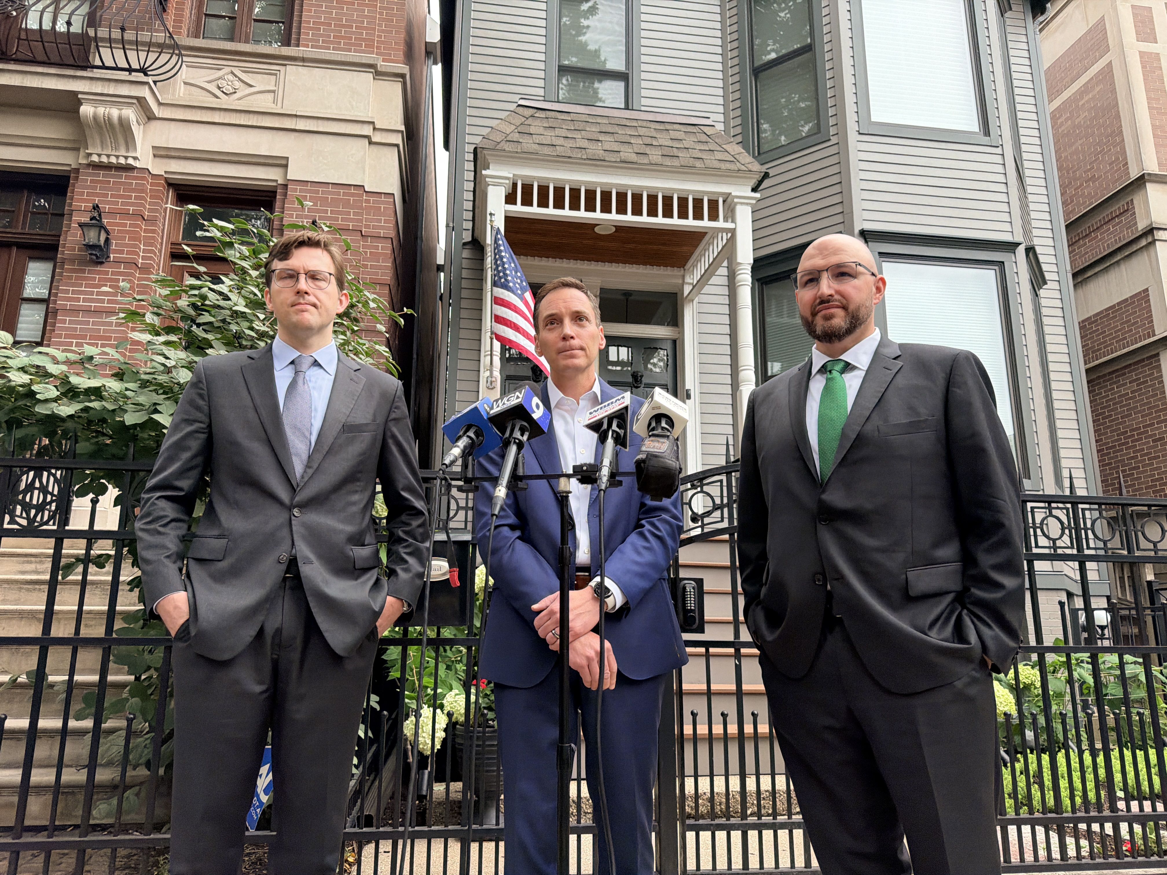 Chicago homeowner sues over warrantless raid