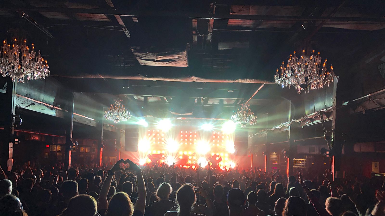 how-to-get-25-concert-tickets-to-snoop-dogg-weezer-and-more-in