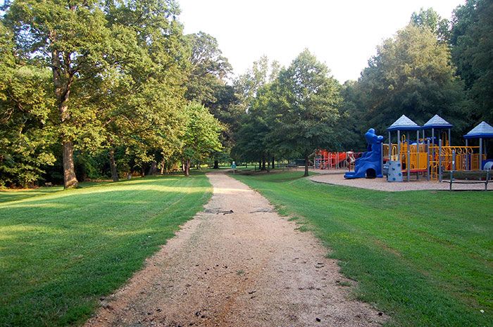 chantilly-park-playground