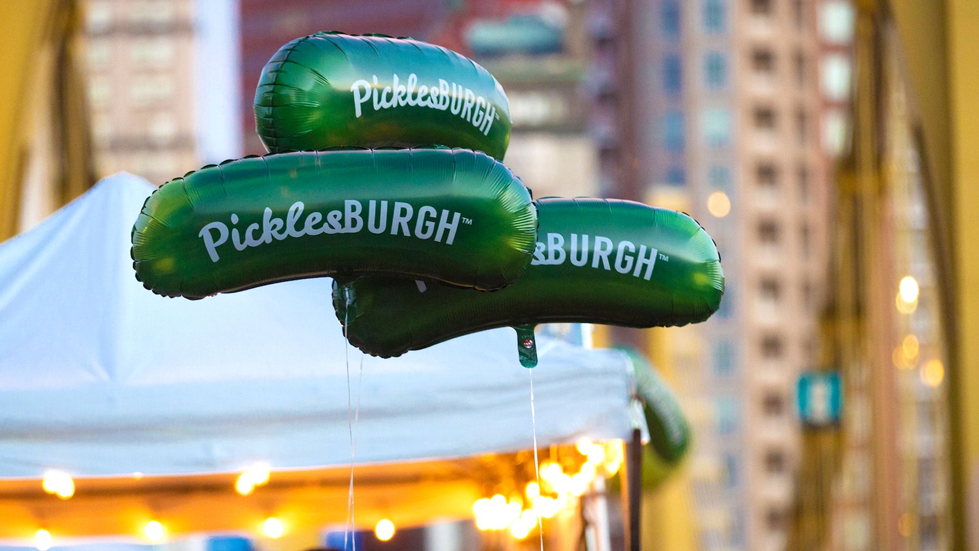 Picklesburgh balloons