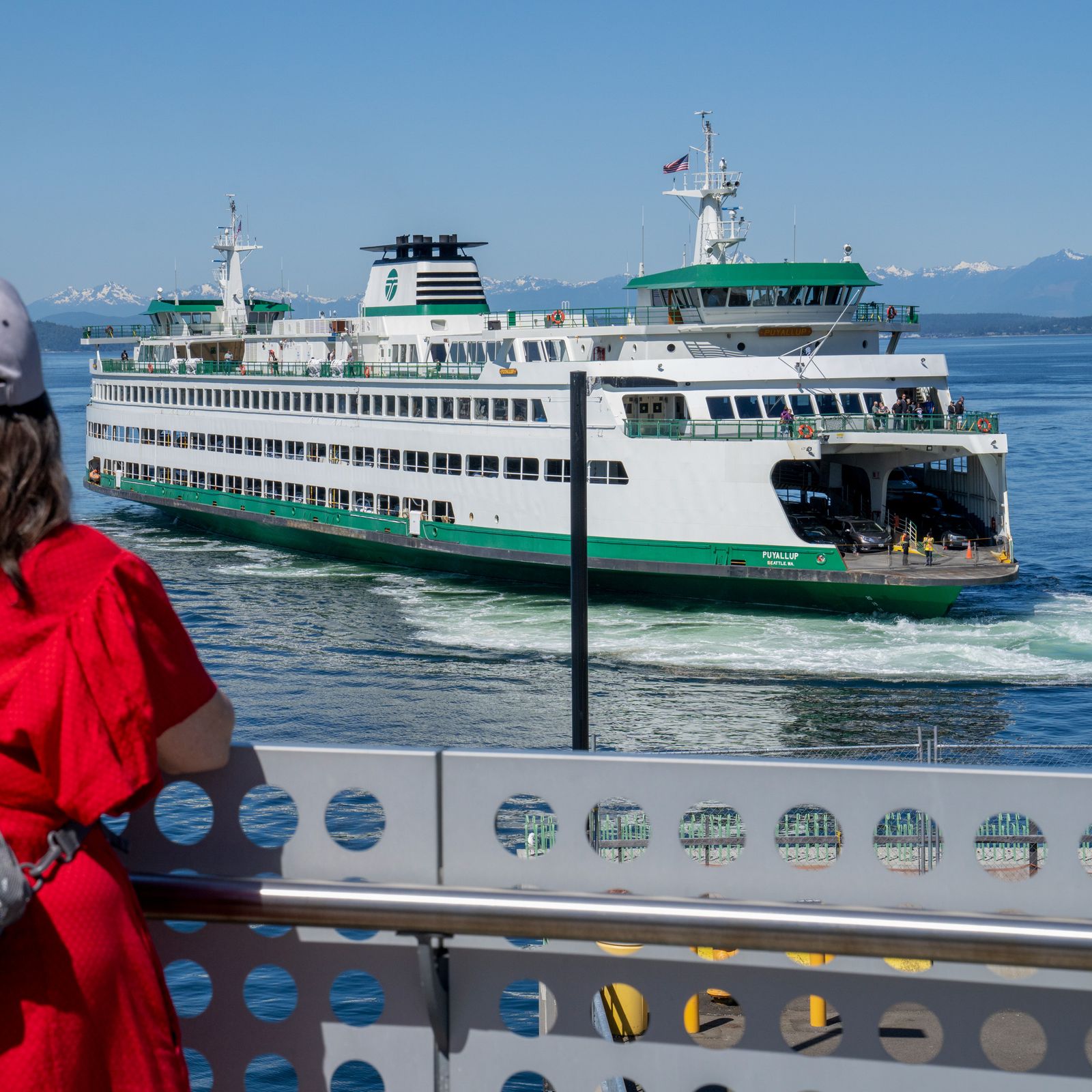 Second Seattle-Bremerton ferry will cut wait times - Axios Seattle