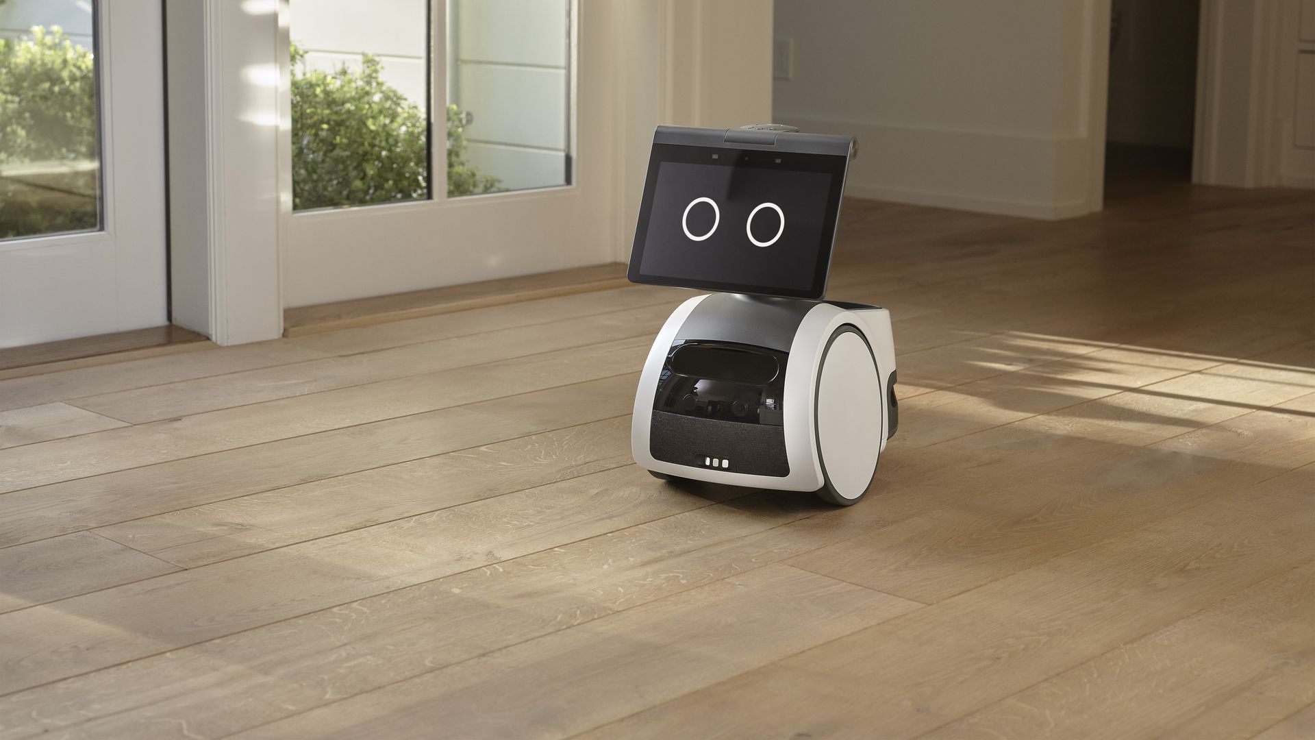 s new robot puts Alexa on wheels