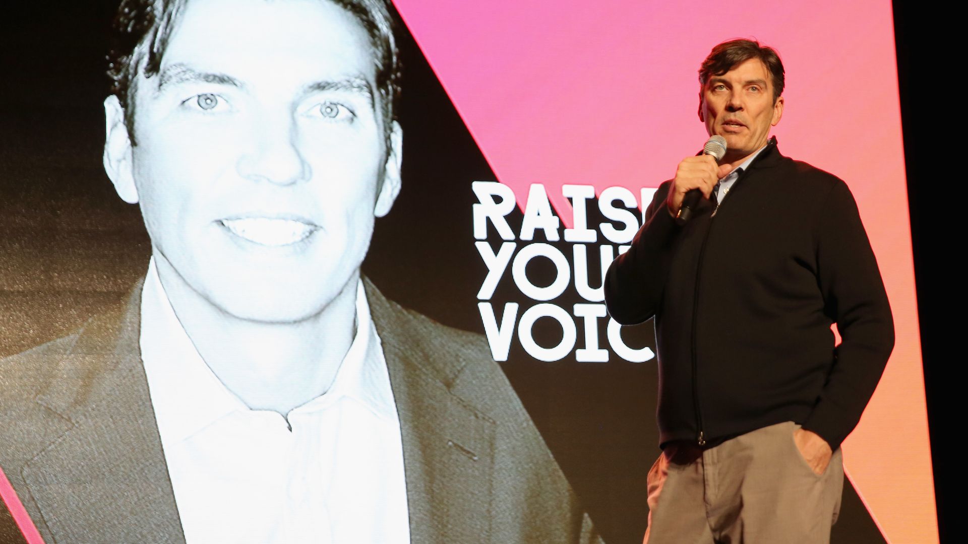 Tim Armstrong, CEO of Verizon's Oath unit, speaking at the 2018 MAKERS Conference.