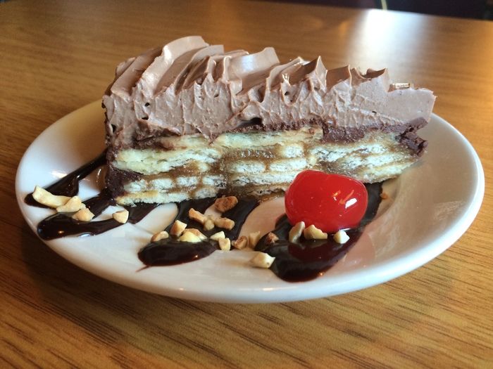 Bean Vegan Cuisine Kitty Cat cake