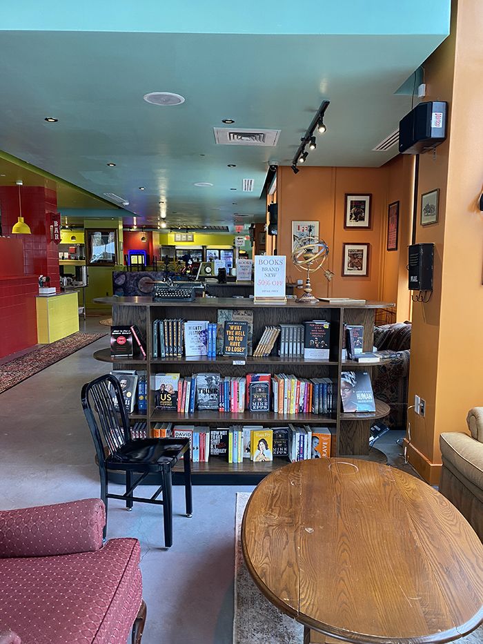 red at 28th hookah ba