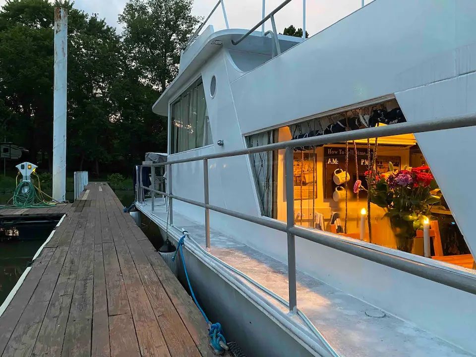 Houseboat on the Ohio River