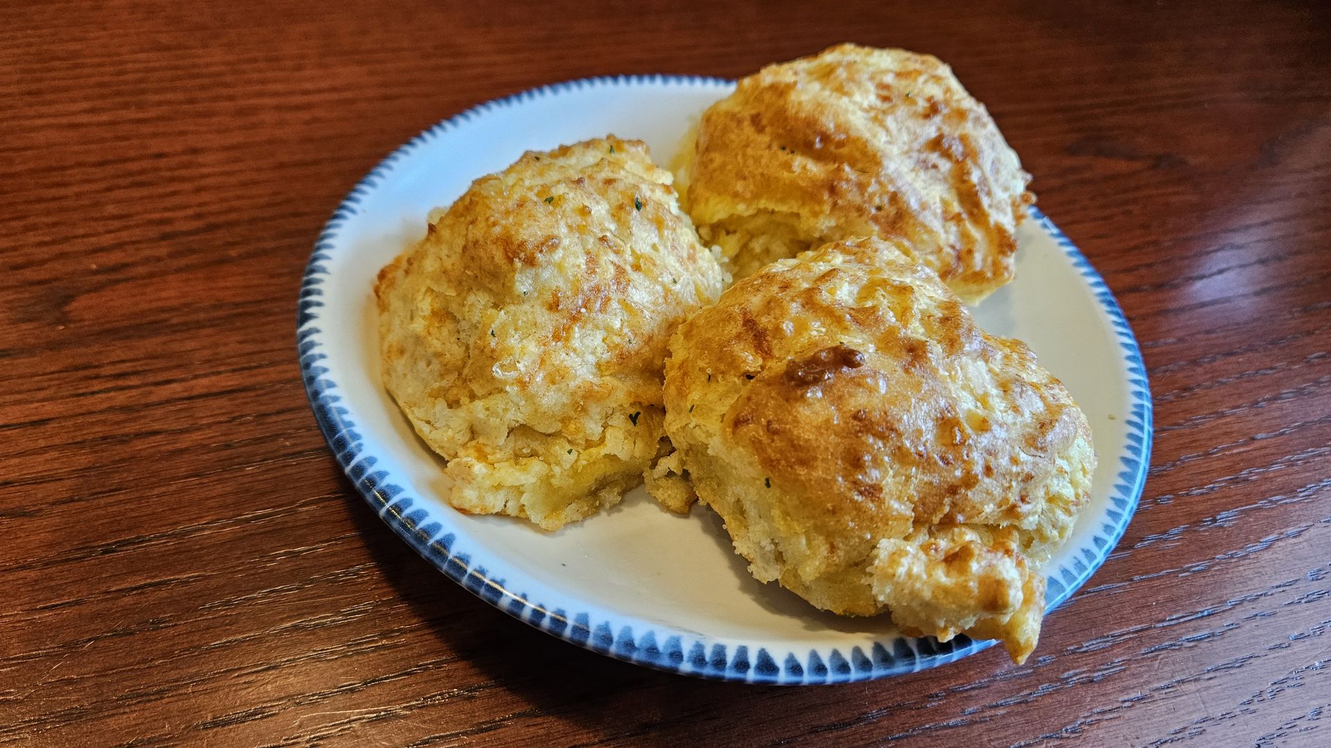 Red Lobster's Cheddar Bay Biscuits