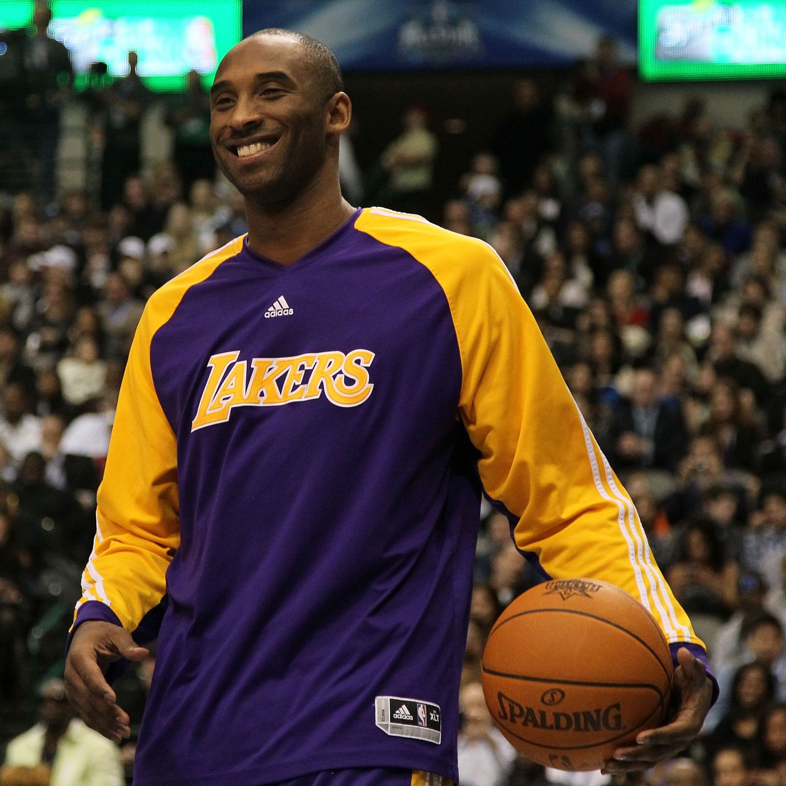 Heartbroken' LeBron James says he will continue Kobe Bryant's 'legacy', US  News