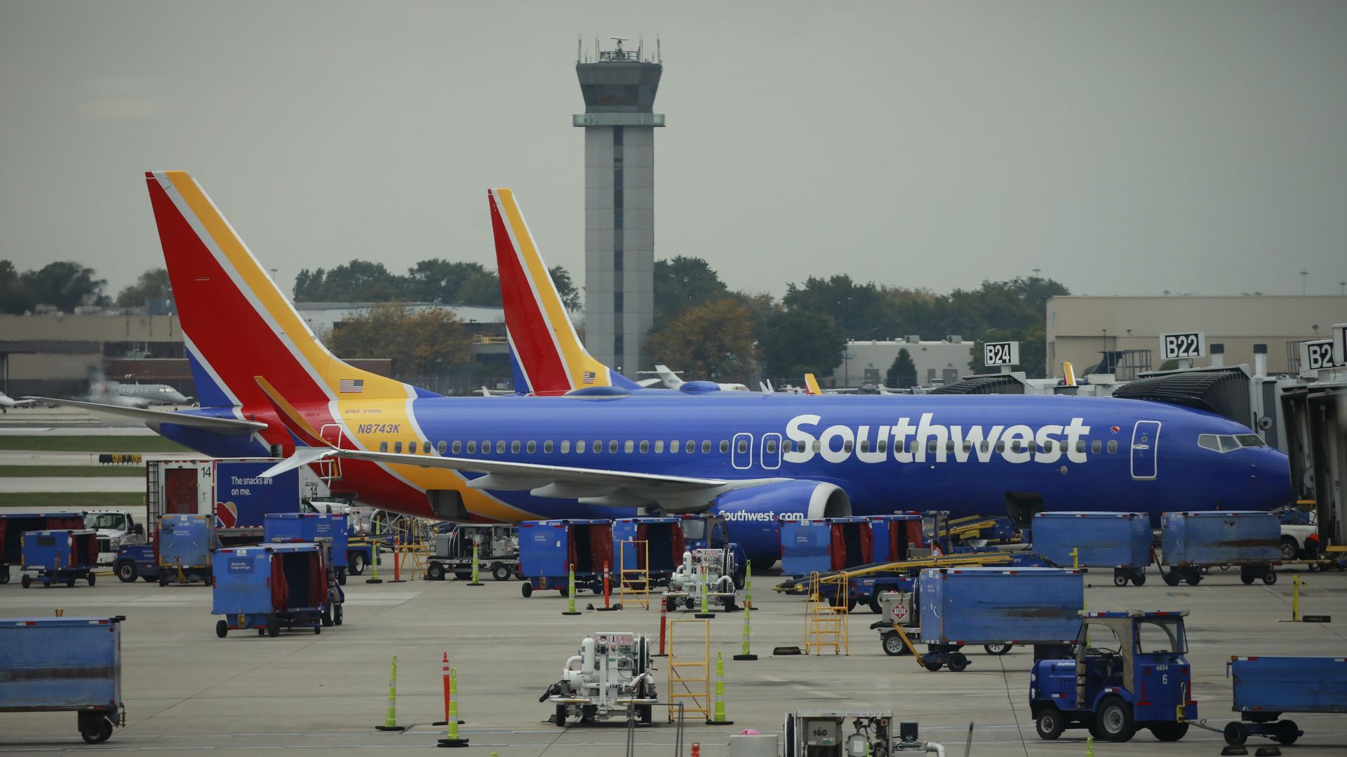 Southwest Employee Hospitalized After Being Assaulted By Female Passenger Cbs46 Com